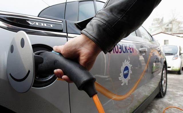 Russia plans to subsidise the purchase of domestically manufactured electric vehicles (EVs) to stimulate demand and production, the country's economy ministry said on Wednesday.