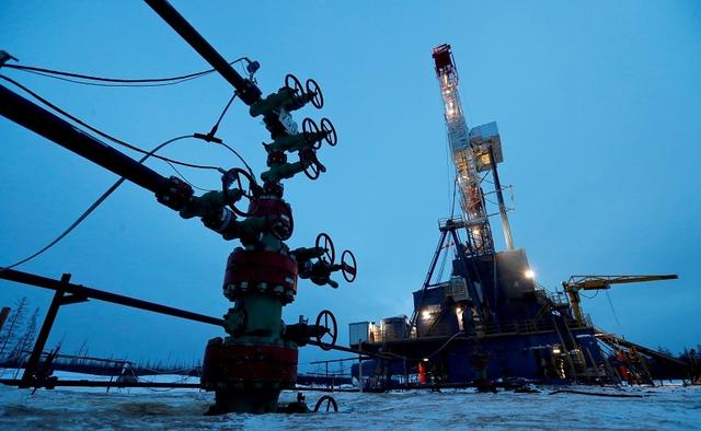 While the pandemic drags on fuel demand, supply is steadily increasing. U.S. production rose and drilling companies added rigs for the third week in a row, services company Baker Hughes said.