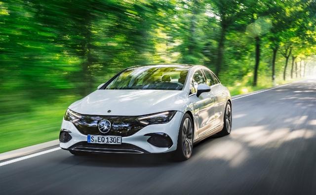 Mercedes-Benz took the wraps off the production spec model of the EQE, the second fully electric sedan, after the EQS. The EQE too is based on the EVA 2 platform, which also underpins the EQS. Global launch is scheduled for mid-2022.