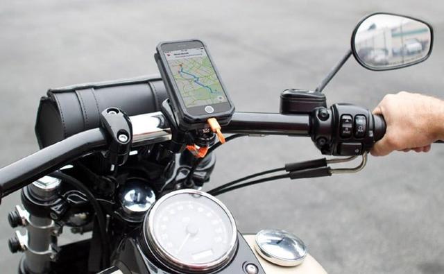 A recent update from Apple suggests iPhone users avoid mounting their smartphones on the motorcycle with the vibrations potentially damaging the camera module after prolonged use.