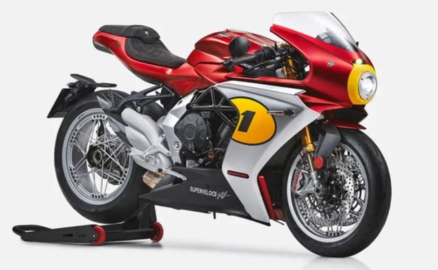 The MV Agusta Superveloce Ago retro sportsbike has been unviled to honour the racing successes of former factory racer Giacomo Agostini.