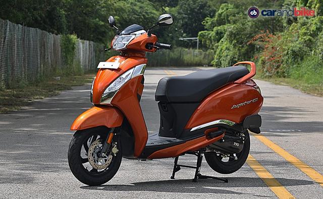 The Jupiter 125 extends the TVS Jupiter family with a more feature-rich, family scooter with a bigger 125 cc engine.