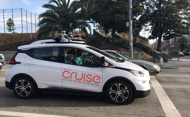 Cruise has obtained a permit from the California Department of Motor Vehicles to offer driverless rides to passengers at night in some parts of San Francisco, and Waymo has won a permit from the regulator to deploy autonomous vehicles with safety drivers behind the wheel.