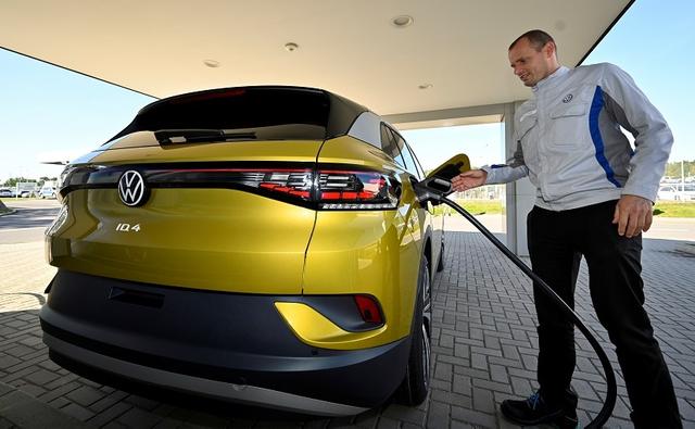 Volkswagen Powers Up The Grid To Take On Tesla