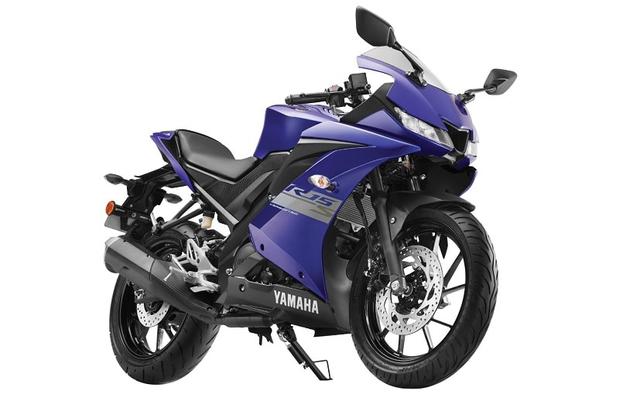 The new Yamaha R15S is based on the Version 3.0 model, however this one comes with a unibody seat, instead of split seats. The motorcycle will only be available in the Racing Blue colour and is priced at Rs. 1,57,600 (ex-showroom, Delhi).