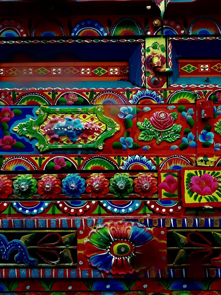 We all are familiar with the "HORN OK PLEASE" and "Dekho Magar Pyaar Se" painted on trucks in India. But, truck art is much more than that. Lets delve deeper into the trippy psychedelic world of truck art to know more.