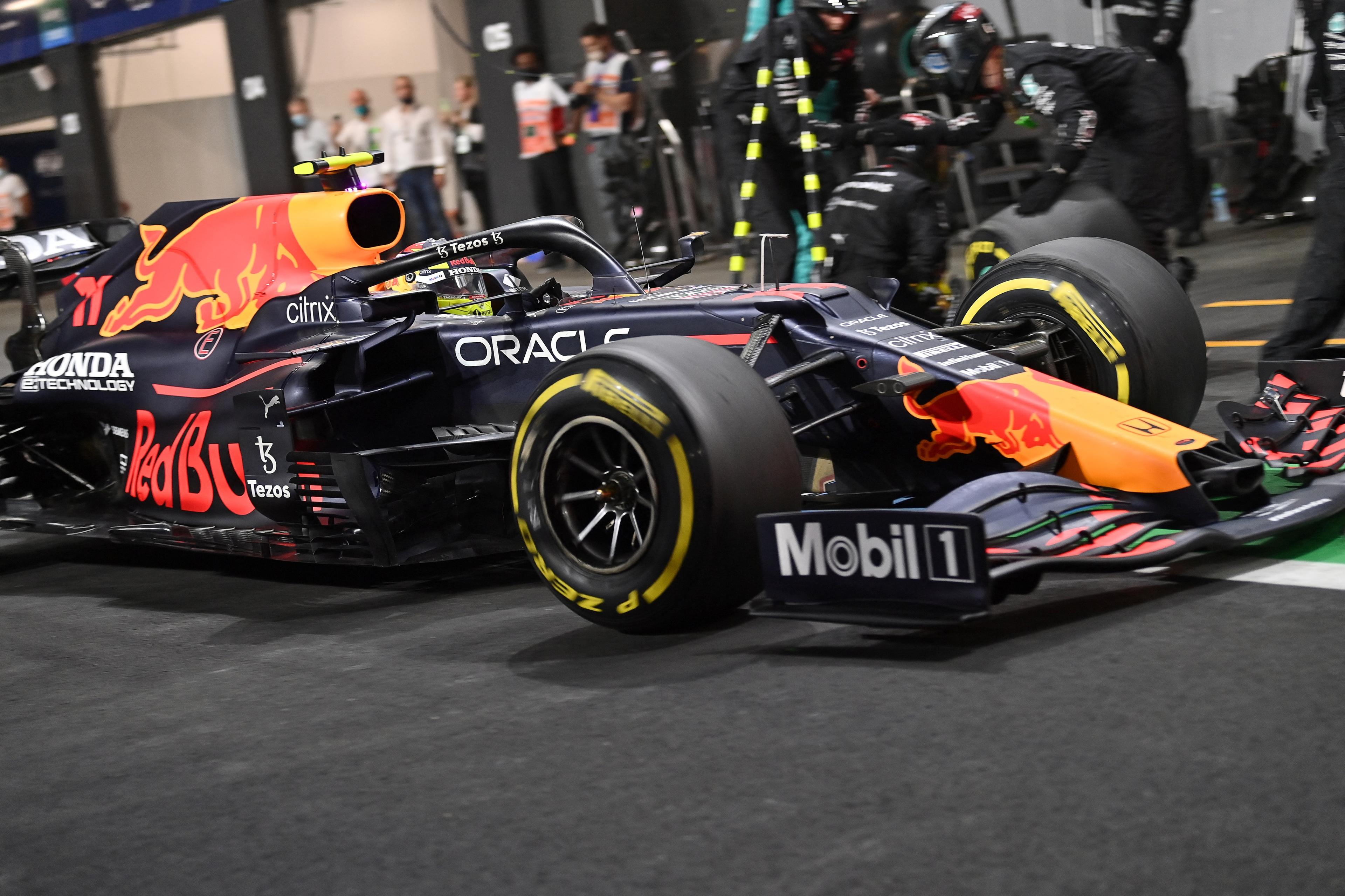 F1: Max Verstappen Is P1 In Abu Dhabi GP FP1
