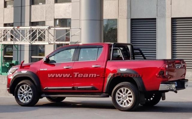Upcoming Toyota Hilux Pick-Up Spotted During TVC Shoot