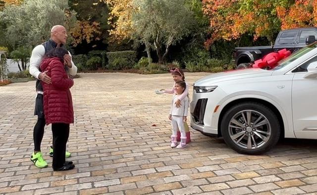 Dwayne Johnson has posted a video of him gifting a brand-new Cadillac SUV to his mother for Christmas. The car in question here appears to be the Premium Luxury variant of the 2022 Cadillac XT6.