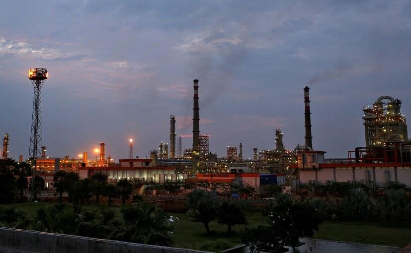 India Refiners' November Crude Processing At Near 2-Year High