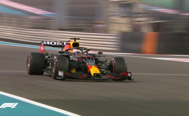 Max Verstappen Gets Critical Pole Ahead of Hamilton In Bid To Win 1st F1 Title
