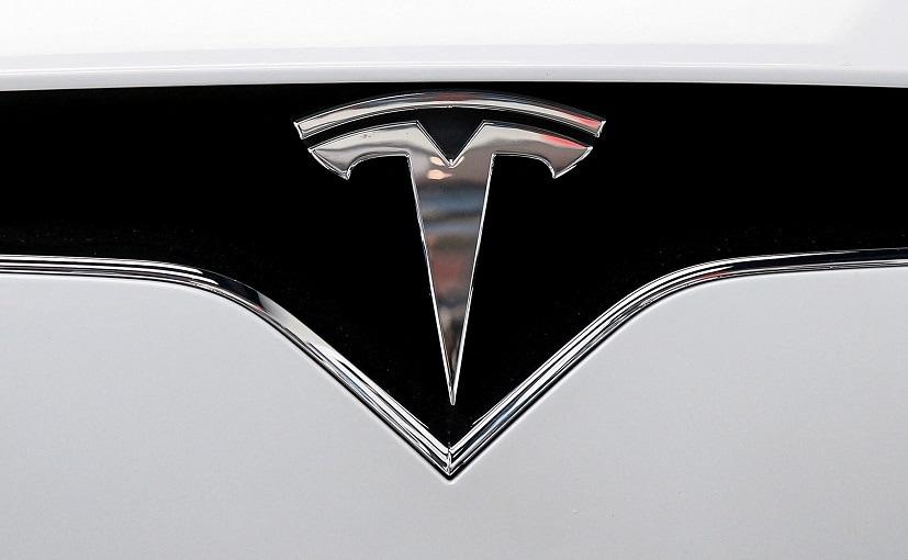 Tesla Recalls 26,681 U.S. Vehicles Over Windshield Defrosting Software