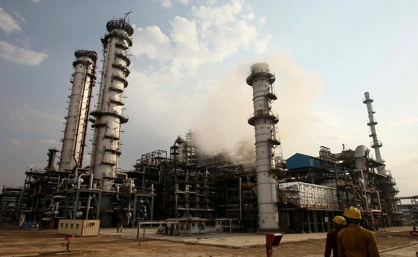 India's HPCL To Raise Iraqi Oil Imports By 45% In 2022: Report