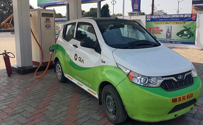 Reliance, Ola Electric, Mahindra Bid For Incentives Under India's $2.4 Billion Battery Scheme