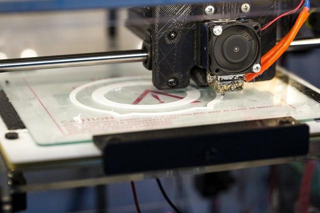 3D printers have been changing the way products are being manufactured in the modern era. With their immaculate accuracy, these printers are revolutionizing the manufacturing process.
