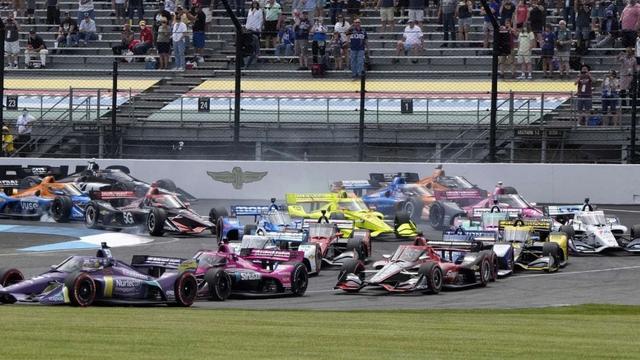 Formula One Buzz Hangs Over Indycar Season Opener