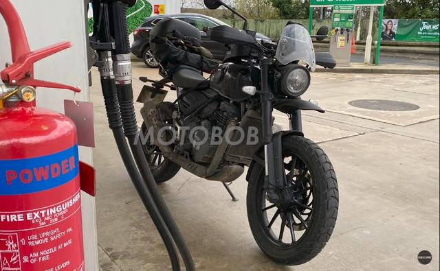 Triumph Motorcycles seem to be working on a retro-styled roadster, as well as a retro-styled scrambler, to be manufactured by Bajaj Auto in India.