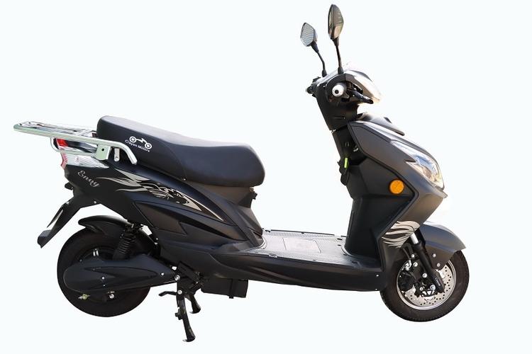 Priced at Rs. 64,000, the new Crayon Envy electric scooter now comes with a more spacious under-seat storage, keyless start function and reverse assist function.