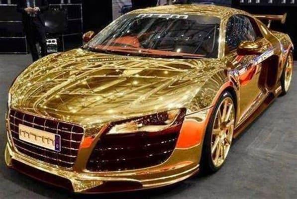 Dubais Love For Gold-Plated Cars!