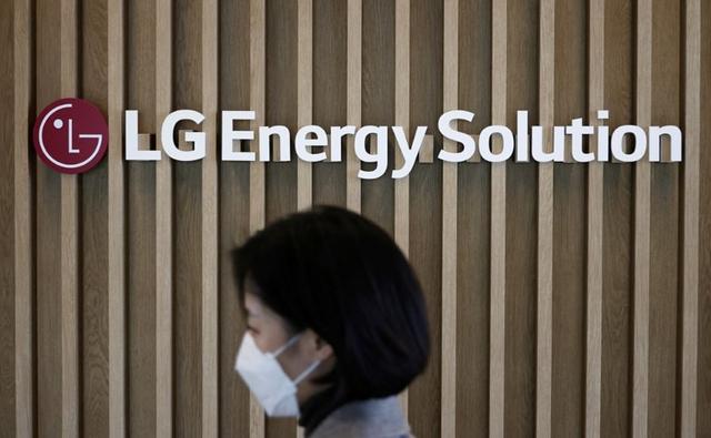 LG Energy Solution (LGES) said it plans to invest 1.7 trillion Korean won ($1.4 billion) to build a battery factory in Arizona by 2024