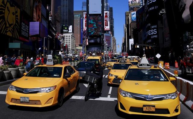 Uber Technologies Inc. said it will list New York City's iconic yellow cabs on its app