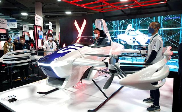 Japanese automaker Suzuki Motor Corp and 'flying car' firm SkyDrive Inc said they have signed a deal to team up in research, development and marketing of electric, vertical takeoff and landing aircraft.