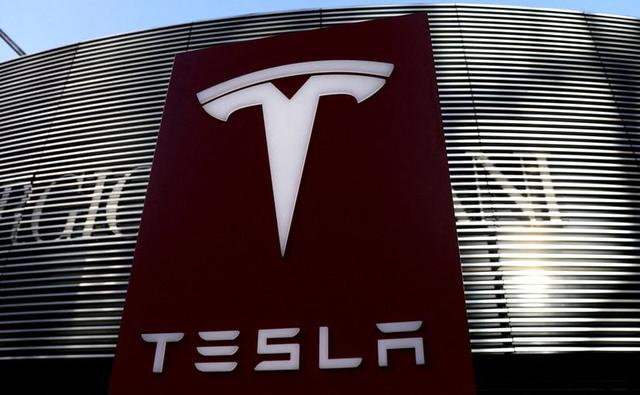 Tesla Inc is aiming to increase output at its Shanghai plant to 2,600 cars a day from May 16.