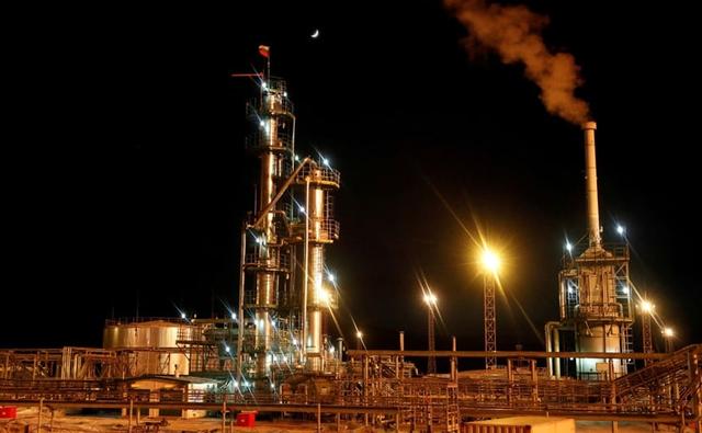 Oil edged lower on Tuesday after it looked unlikely that European Union nations would agree to join the United States in a Russian oil embargo in retaliation for its invasion of Ukraine.