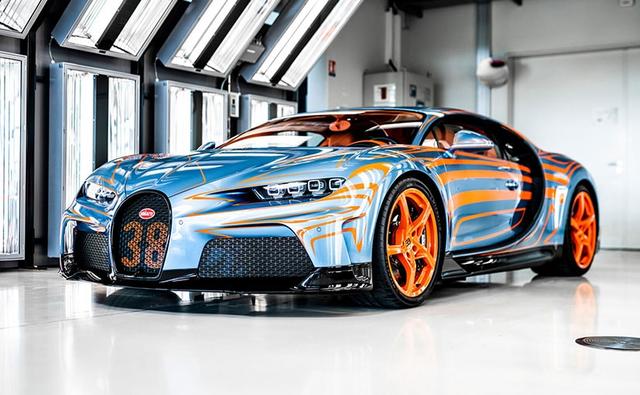Bugatti revealed that one of the first of the Chiron Super Sports to be delivered has received special treatment from Bugatti's Sur Mesure customisation program. It is one of the fastest cars to be built by the manufacturer.