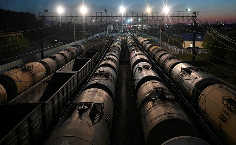 Oil Traders To Cut Russian Oil Purchases From May 15 - Report