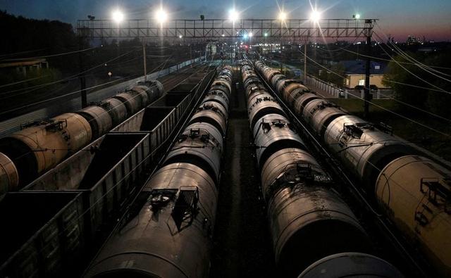 Russia Becomes India's Second Biggest Oil Exporter - Report