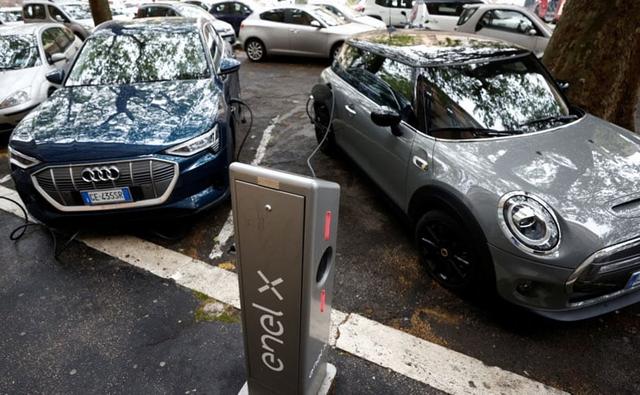 Battery-powered electric vehicles (BEVs) almost doubled their market share in the European Union during the first quarter.