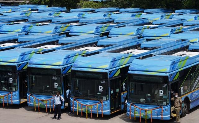 दिल्ली सरकार ने नई इलेक्ट्रिक बसों में 3 दिन 24 मई से 26 मई तक दिल्ली की जनता को मुफ्त में यात्रा करने को कहा है.