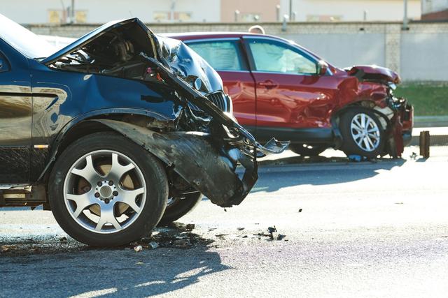 Car accidents are common because the condition of the roads and the infrastructure is very poor. In most accidents, only the vehicle suffers but in some, the driver or the passengers also suffers injuries. People should know what to do when they meet with an accident.