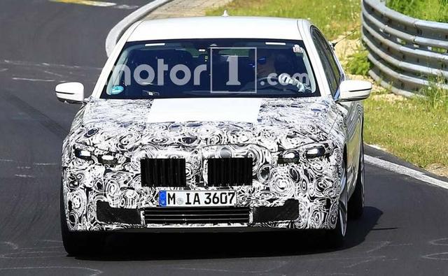 BMW 7 Series Facelift Spied, India Launch Expected Next Year