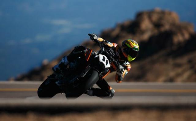 Chris Fillmore set another record at the Pikes Peak International Hill Climb with a time of 10:04:038 in the Middleweight course record.