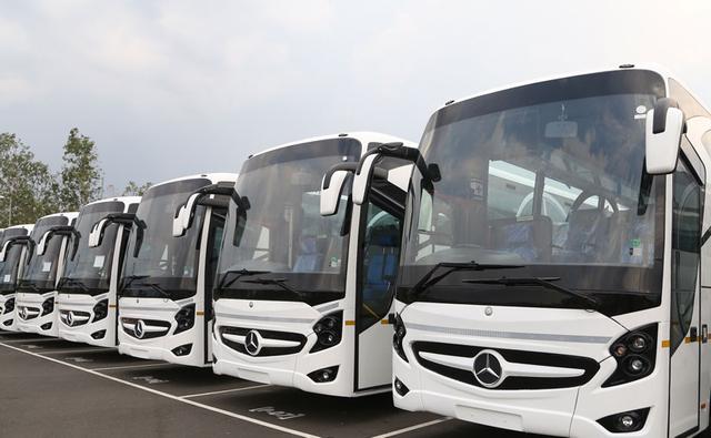 Daimler presented the new-generation of its flagship product, the Mercedes-Benz 2441 SHD (Super High Deck) Automatic coach.