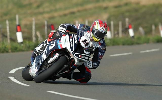Isle of Man TT 2018: Rider Dies During Superbike Qualifying