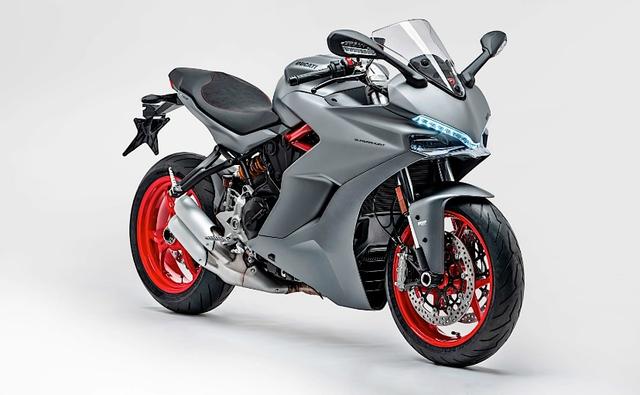 Ducati has introduced a new matte-finished Titanium Grey colour scheme with red coloured rims and chassis for the SuperSport in international markets.