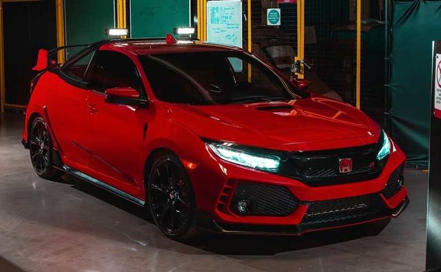 Honda took the curtains off yet another concept based on the hot hatch, the Honda Civic Type R Pickup Truck concept.