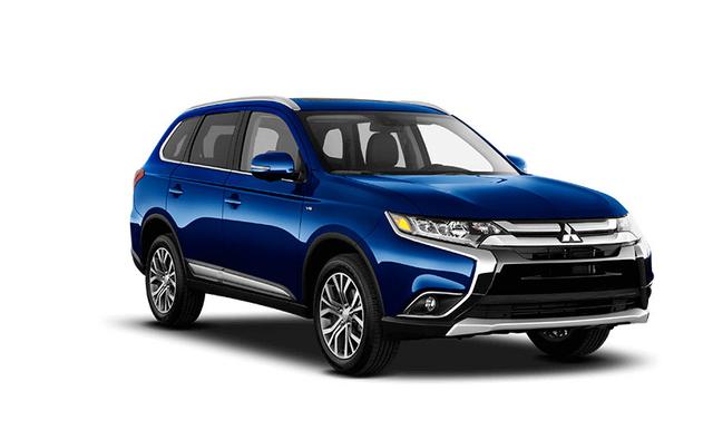 The 2019 Mitsubishi Outlander has recently received a massive price cut in India and is now available at Rs. 26.93 lakh (ex-showroom, Delhi). The Outlander facelift was launched in India last year at Rs. 31.95 lakh (ex-showroom, Delhi), making the company's flagship SUV over Rs. 5 lakh cheaper now. In addition to the price cut, the company has also updated the SUV with a few new features like - a new 7-inch touchscreen infotainment system, which now comes equipped with Android Auto MirrorLink.