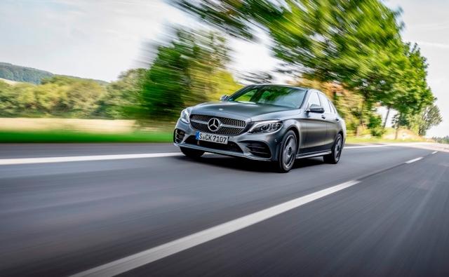The 2018 Mercedes-Benz C-Class facelift sedan has been launched in India today and we have all the highlights from the launch event here. The facelifted C-Class sedan range comes in three options - C 220 d Prime, C 220 d Progressive, and C 300 d AMG Line, which are priced at Rs. 40 lakh, Rs, 44.25 lakh and Rs. 48.50 lakh.