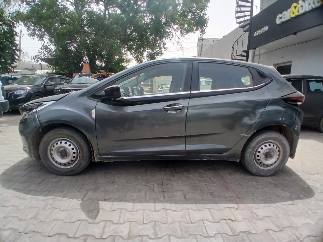 Used 2021 Tata Altroz Used 2021 Tata Altroz