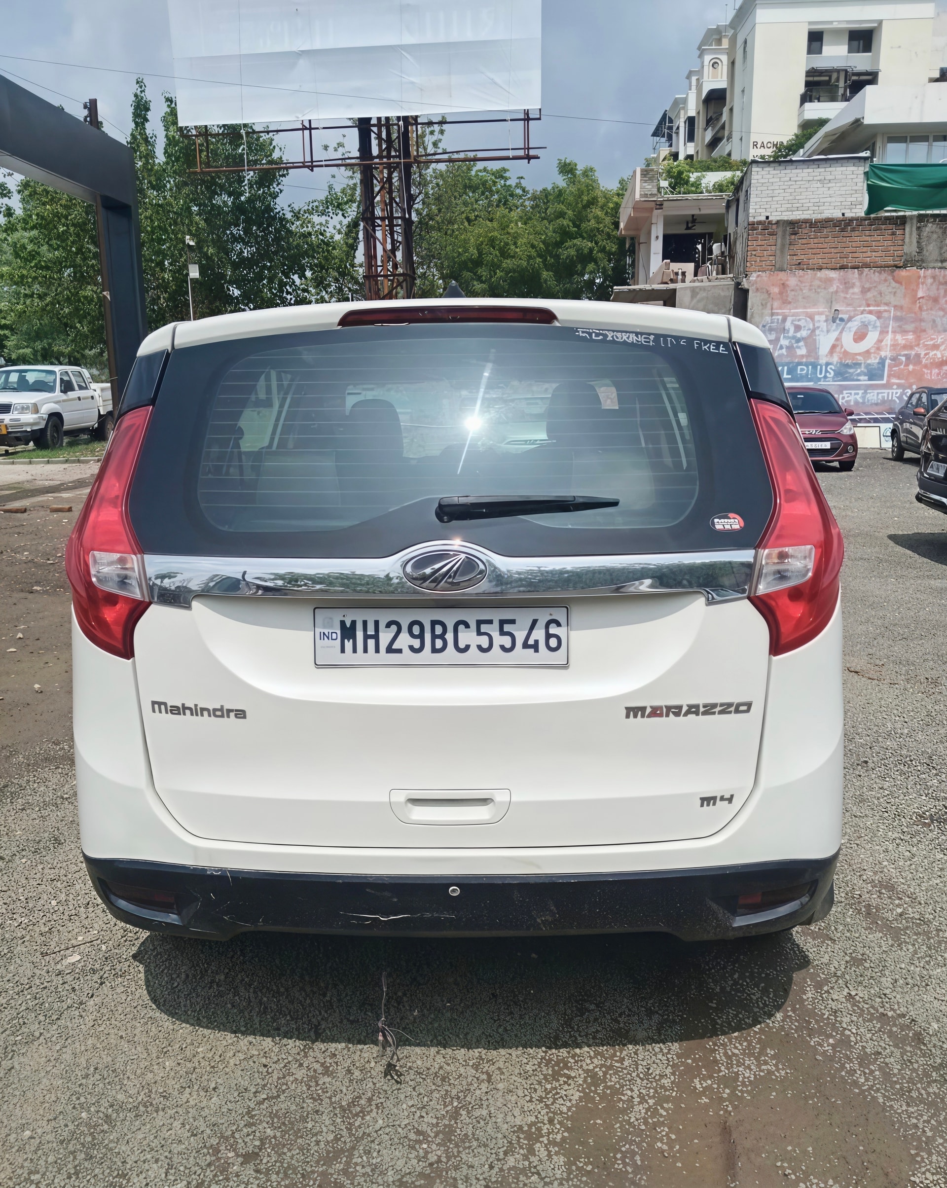 Used 2018 Mahindra Marazzo Used 2018 Mahindra Marazzo