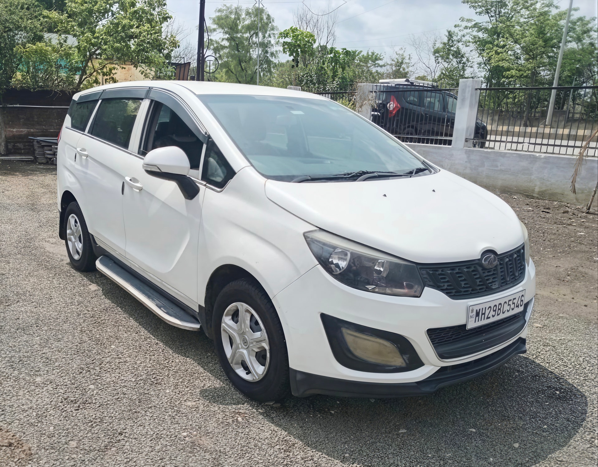Used 2018 Mahindra Marazzo Used 2018 Mahindra Marazzo