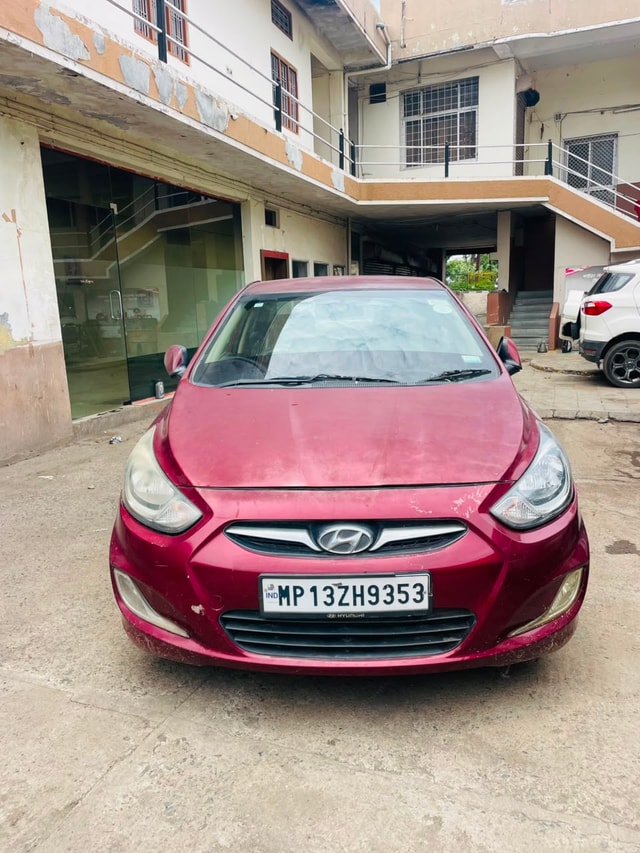View Hyundai Fluidic Verna Image 1 Used Hyundai Fluidic Verna Image 1