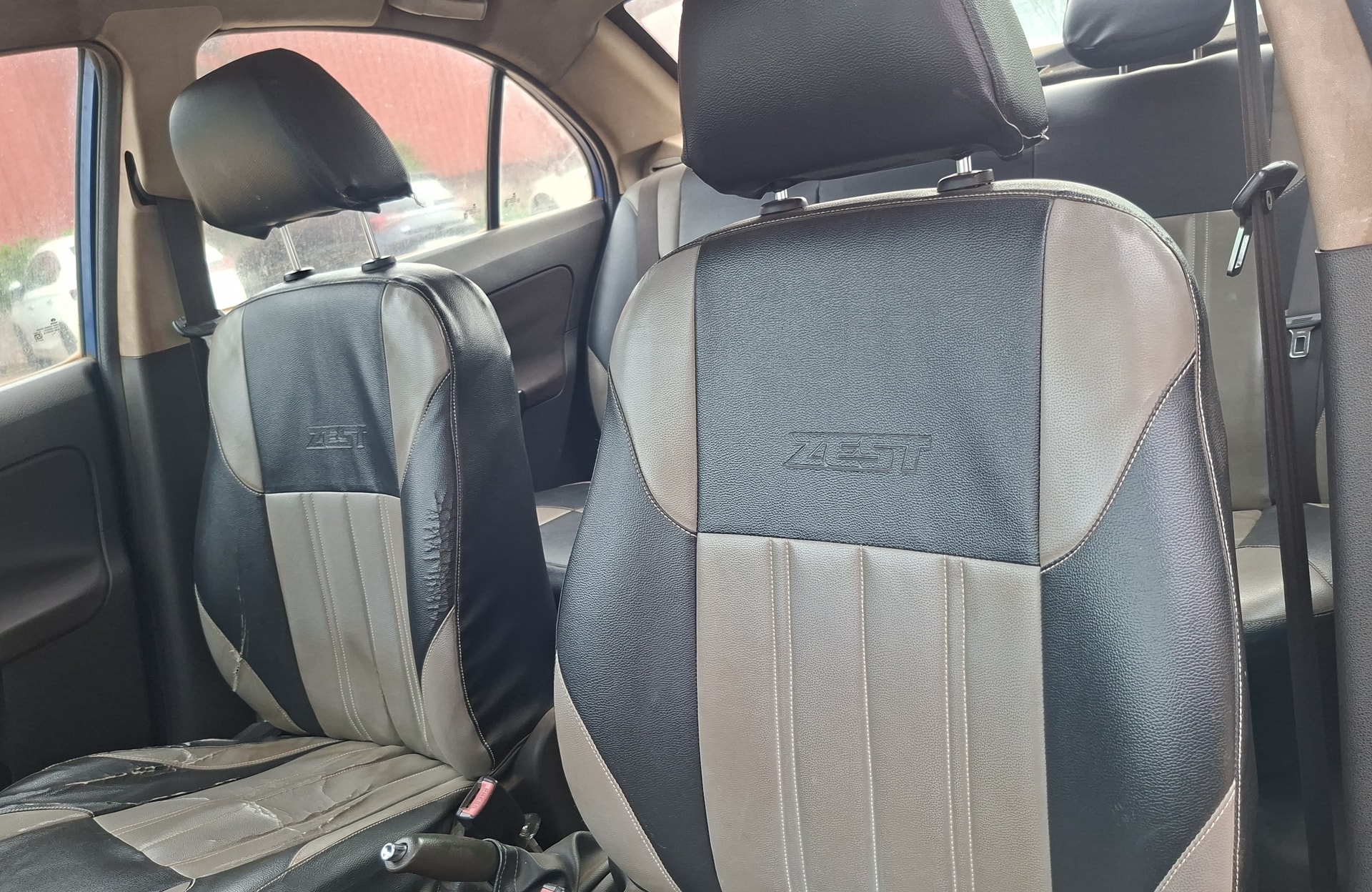 View 2015 Tata Zest XM Petrol Image 4 Used 2015 Tata Zest XM Petrol Image 4