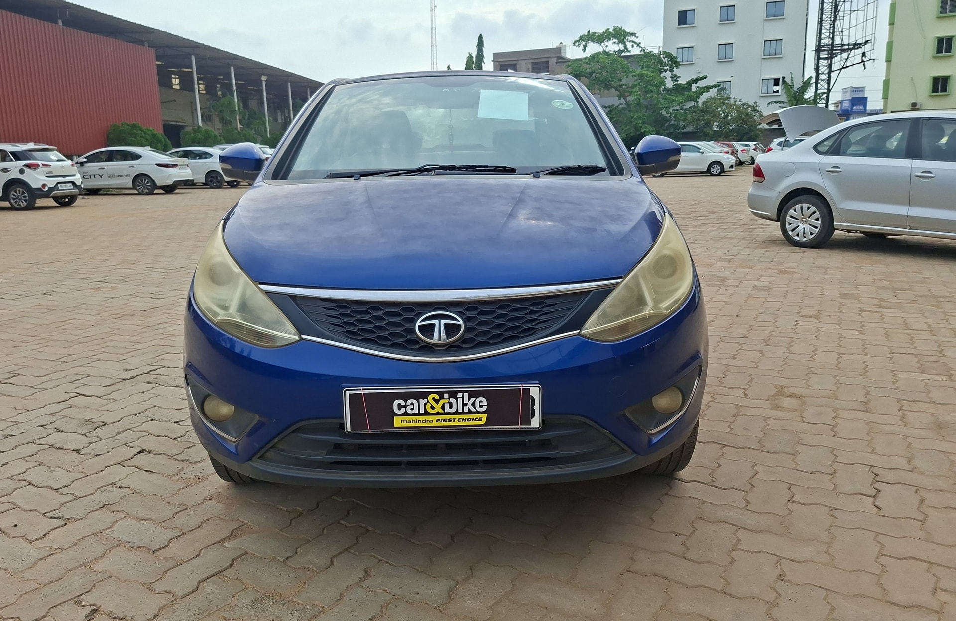 View 2015 Tata Zest XM Petrol Image 3 Used 2015 Tata Zest XM Petrol Image 3