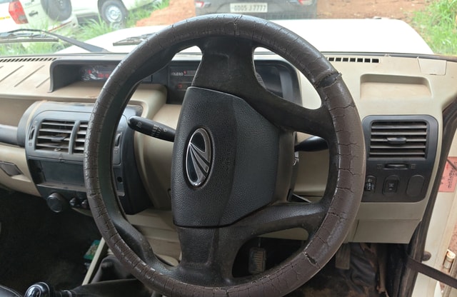 View Mahindra Bolero Image 12 Used Mahindra Bolero Image 12