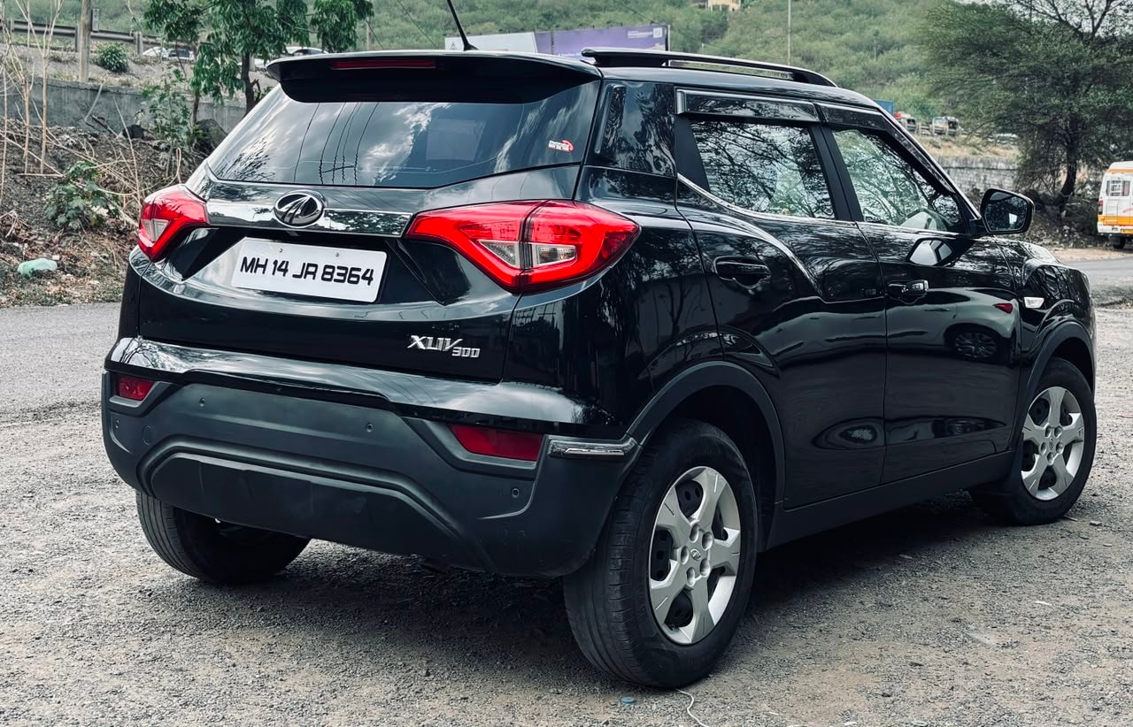 Used 2021 Mahindra XUV300 Used 2021 Mahindra XUV300